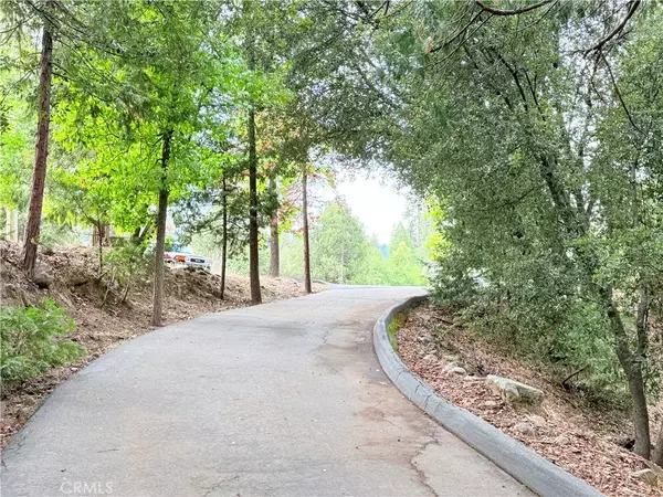 Mariposa, CA 95338,2407 Anglers Court