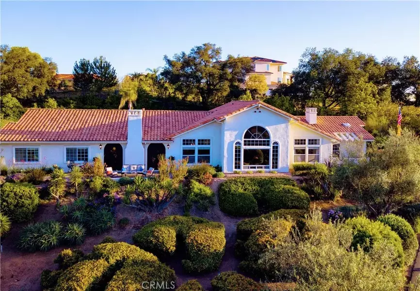 28303 Crescent Hill Way, Escondido, CA 92026