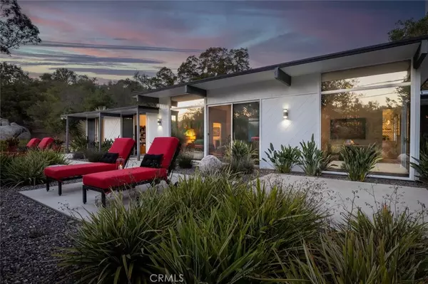 Fallbrook, CA 92028,2096 Gird Road