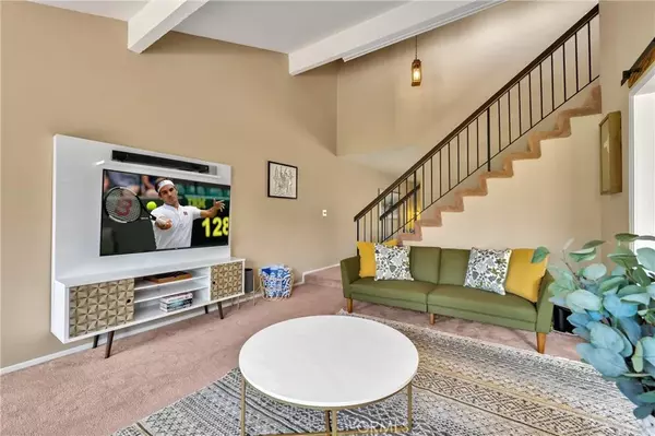 Palm Springs, CA 92264,6065 Montecito Drive #3