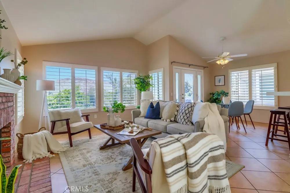 2881 Blackbush Lane, El Cajon, CA 92019
