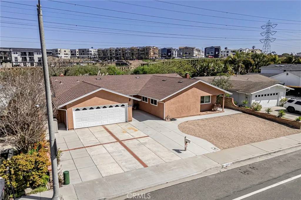 Carlsbad, CA 92008,4820 Kelly Drive
