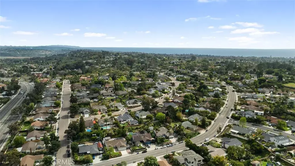 729 Crest Drive, Encinitas, CA 92024