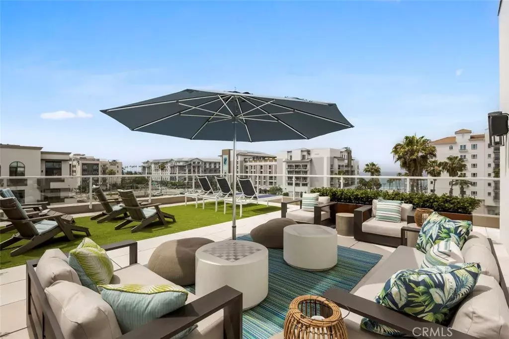 Oceanside, CA 92054,355 N Cleveland Street #211