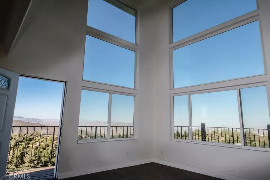3305 Oakwood Drive, Julian, CA 92036