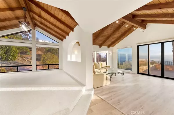 Vista, CA 92084,3696 Camino De Las Lomas