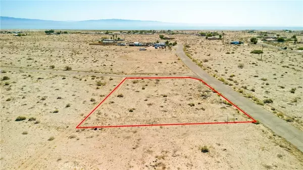 Thermal, CA 92274,2711 Twin Lakes