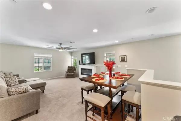 Lake Elsinore, CA 92532,24440 Periwinkle Way