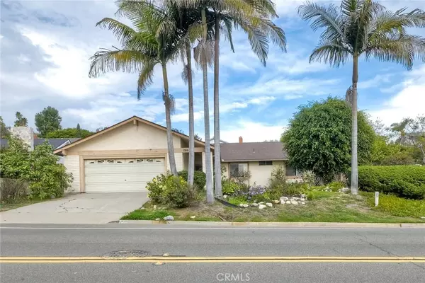 1916 Laurel, Oceanside, CA 92054