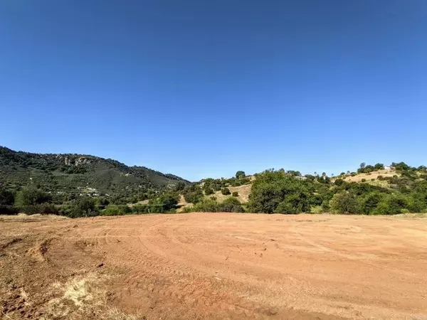 Valley Center, CA 92082,15593 Mathew