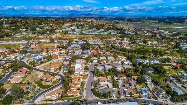 Solana Beach, CA 92075,816 Viva Court
