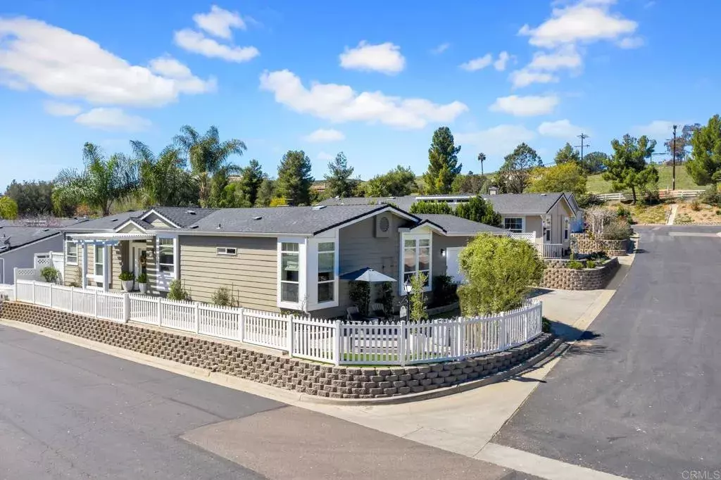 Ramona, CA 92065,2239 Black Canyon Rd #97