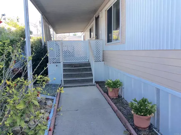 San Marcos, CA 92069,1401 El Norte Parkway #83