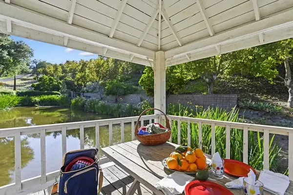 Fallbrook, CA 92028,2540 Via Del Robles