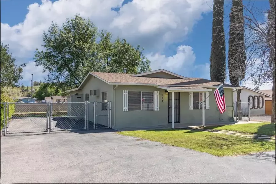 524 D Street, Ramona, CA 92065