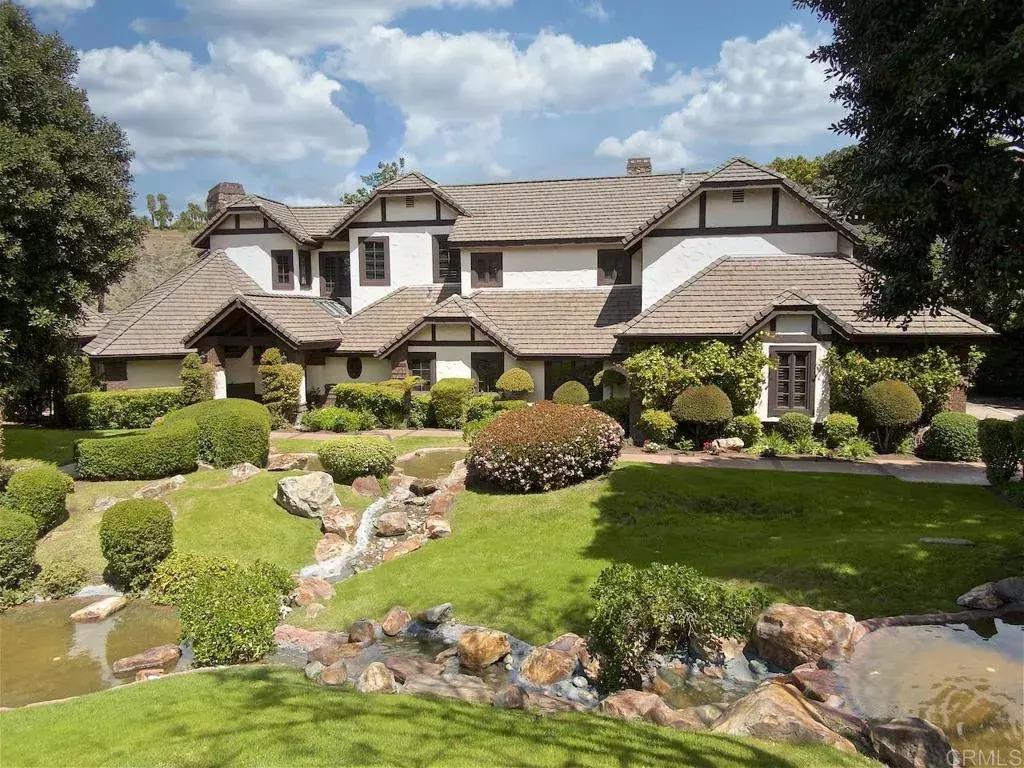 Rancho Santa Fe, CA 92067,6085 Calle Camposeco