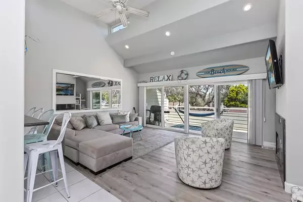 Encinitas, CA 92024,1748 Kennington Rd