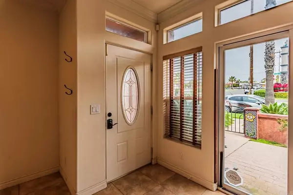 Oceanside, CA 92054,731 N Tremont Street