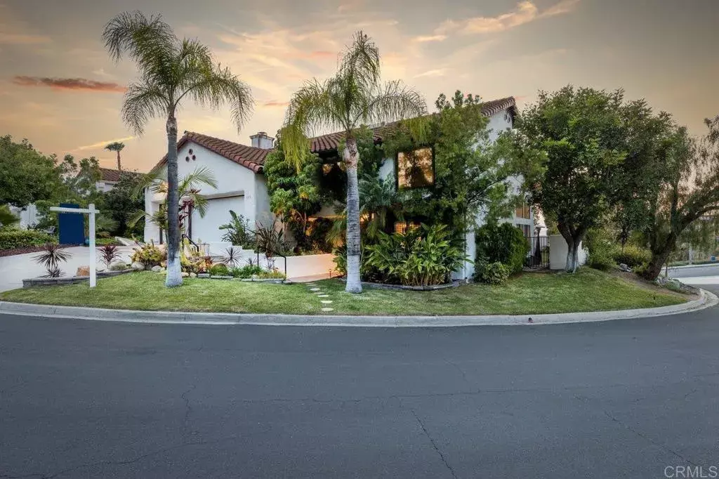 Escondido, CA 92025,4015 Alton Way