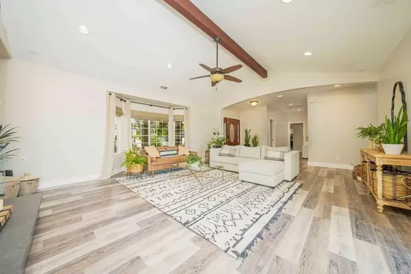 Escondido, CA 92027,427 S Citrus Avenue