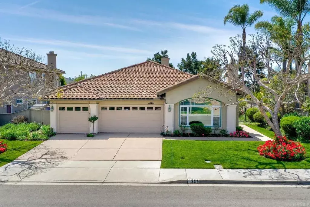 Carlsbad, CA 92011,1327 Savannah Ln