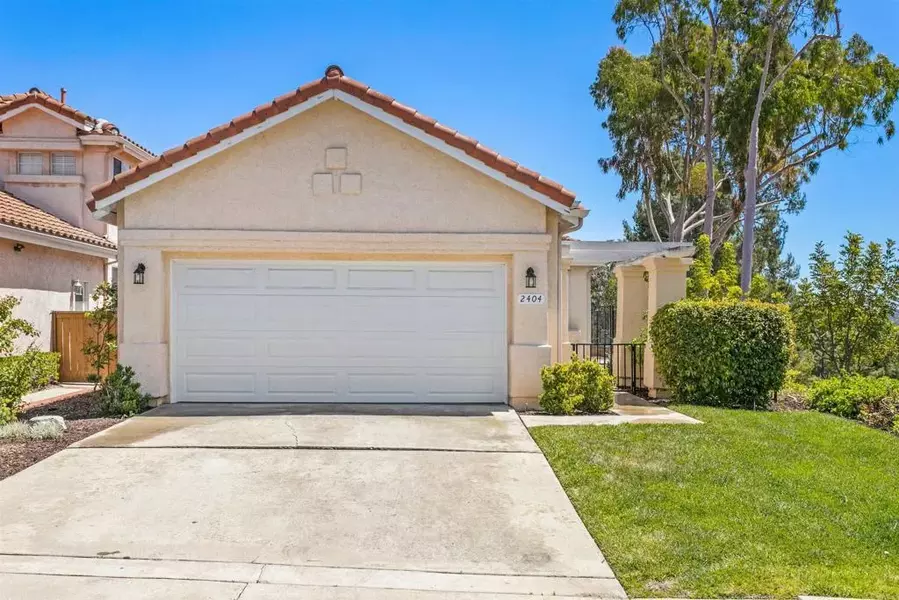 2404 Links Way, Vista, CA 92081