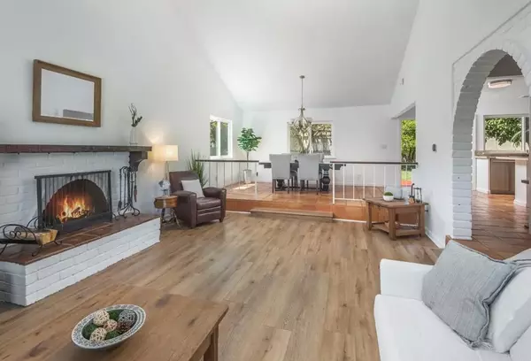 Solana Beach, CA 92075,842 Juanita Street