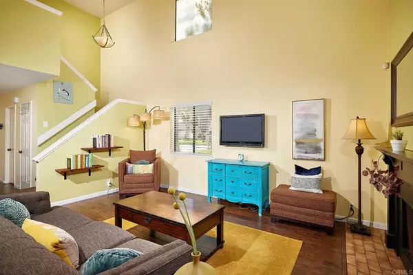 Carlsbad, CA 92009,6553 CORTE CISCO