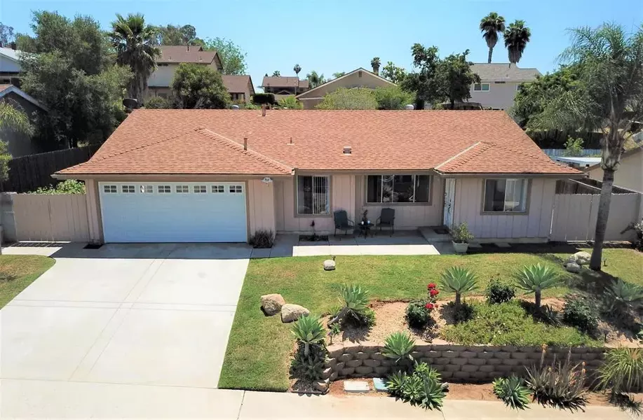 331 Retreat Court, Fallbrook, CA 92028