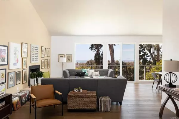 Carlsbad, CA 92008,3265 Meadowlark Lane