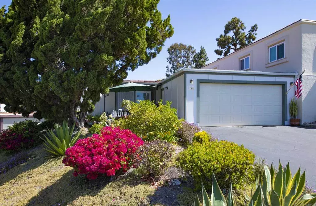 Oceanside, CA 92057,3621 Vista Campana South #107