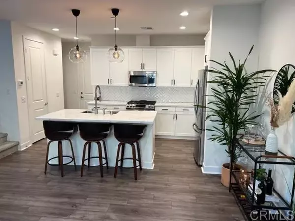 Carlsbad, CA 92010,3252 Crecida Way