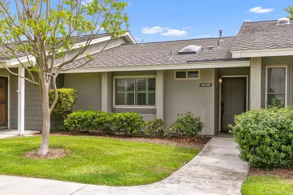 Huntington Beach, CA 92646,8745 PLACER CIRCLE #609C