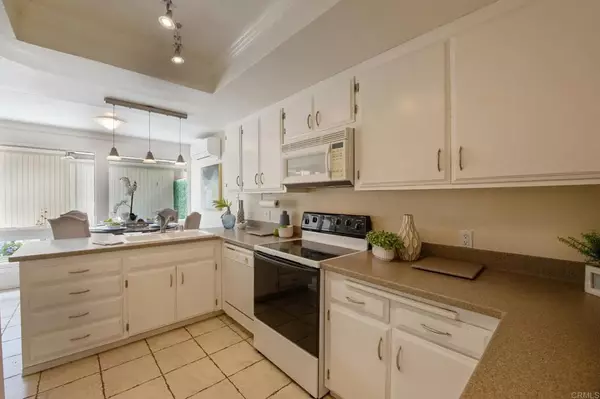Encinitas, CA 92024,3112 Via De Caballo