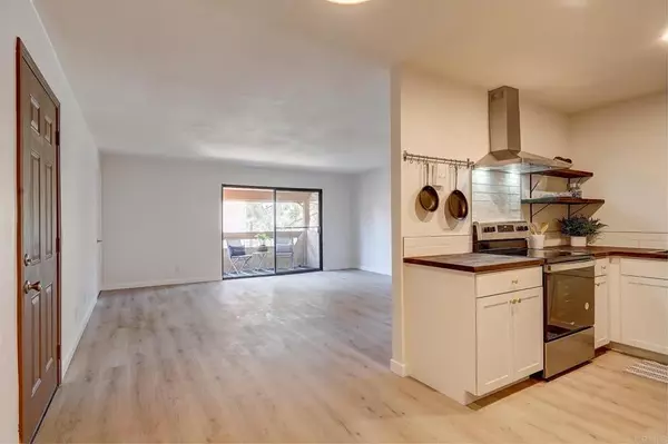 265 Loma Alta #B4, Oceanside, CA 92054