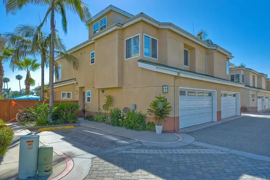 555 Eaton Street #F, Oceanside, CA 92054