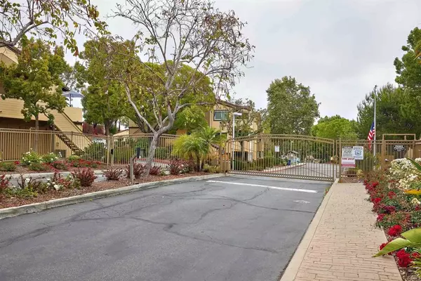 5062 Los Morros Way #119, Oceanside, CA 92057