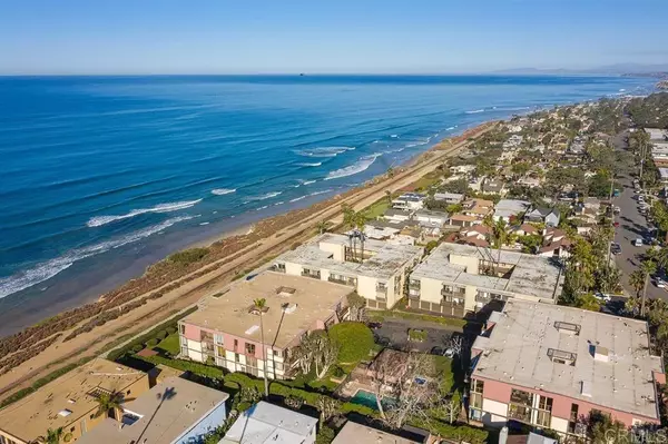 424 Stratford Ct. #A26, Del Mar, CA 92014