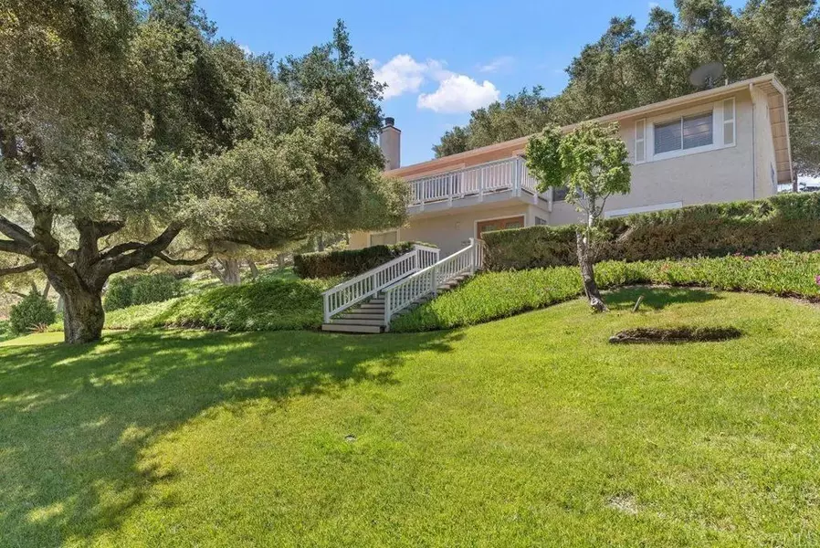 28517 Valley Center Road, Valley Center, CA 92082