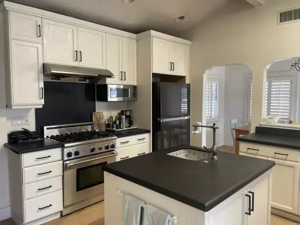 Encinitas, CA 92024,538 3rd Street