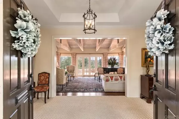 5595 Avenida Maravillas, Rancho Santa Fe, CA 92067