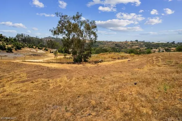 Valley Center, CA 92082,10706 Castle Heights