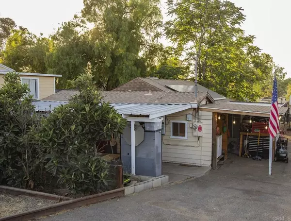 Ramona, CA 92065,725 F Street