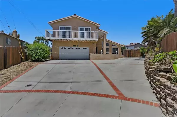 388 Delta Lane, Vista, CA 92083