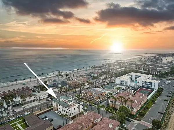 724 N Pacific St #2, Oceanside, CA 92054