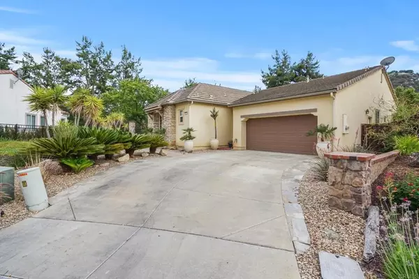 27091 Sunningdale Way, Valley Center, CA 92082