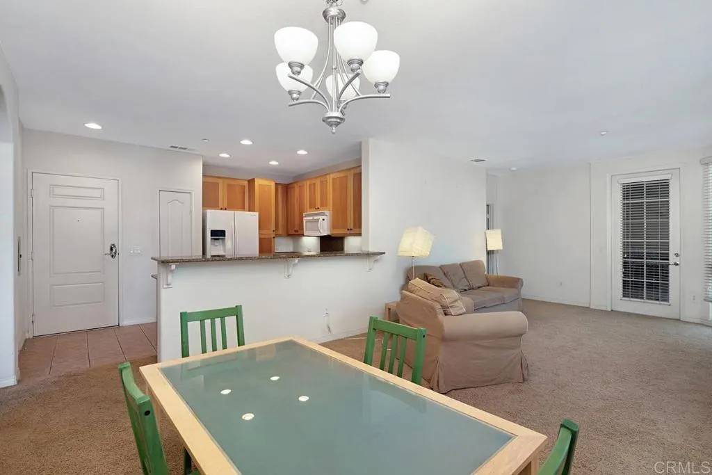 San Diego, CA 92104,3950 Ohio Street #323