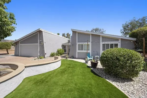 Ramona, CA 92065,24220 Yorba Linda Court