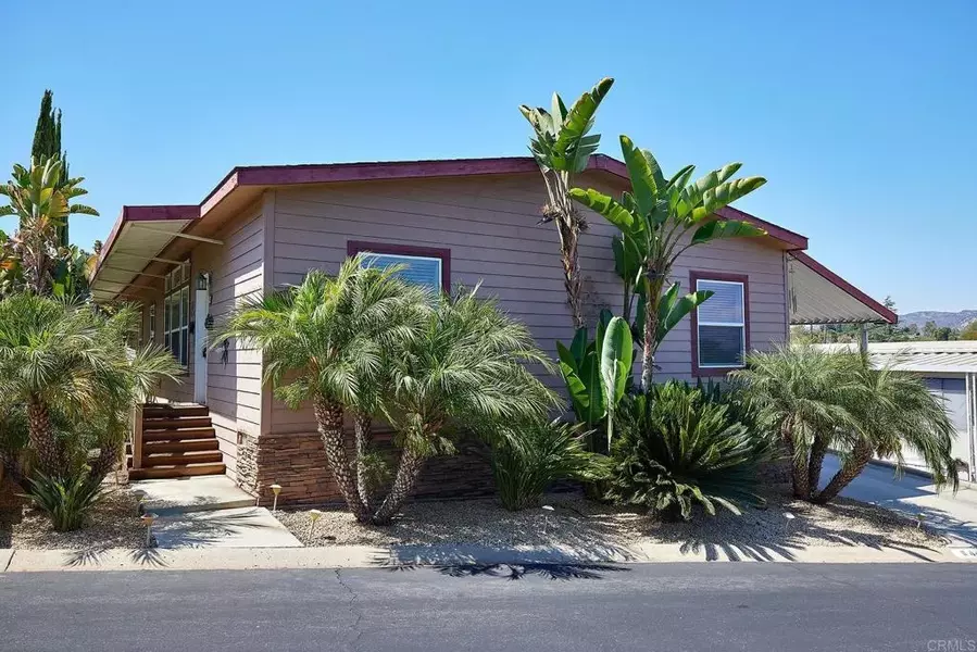 525 W El Norte Pkwy Spc 84, Escondido, CA 92026