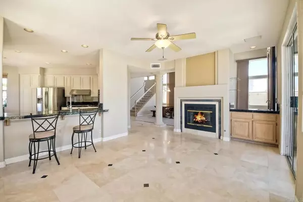 Oceanside, CA 92056,5128 Via Seville